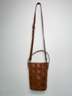 J Crew Berkeley Woven Bucket Bag In Rich Toffee
